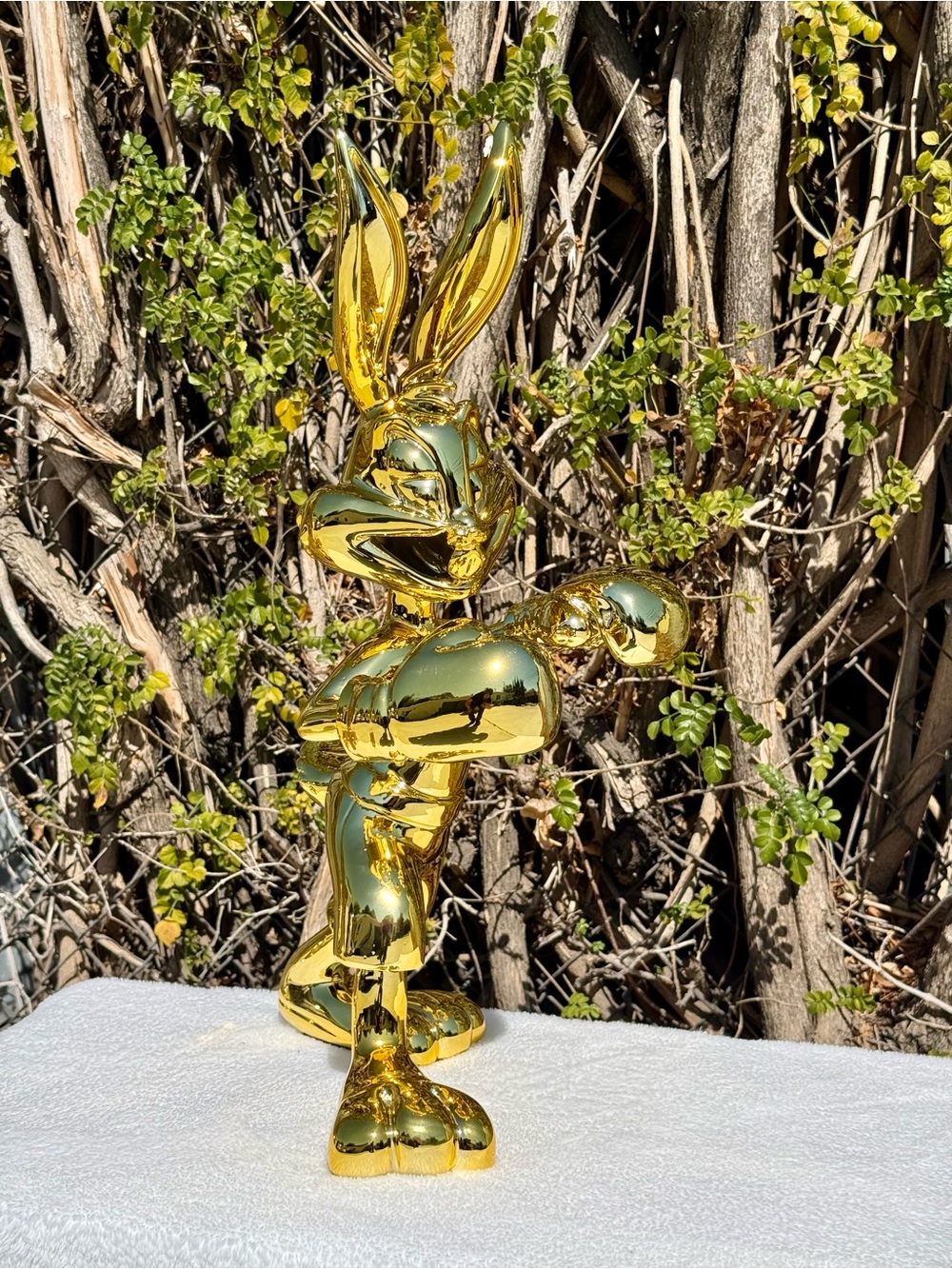 Boxing Bugs Bunny figure 60cm
